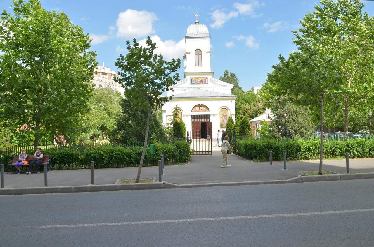 Uptown Residence Apartments Бухарест Экстерьер фото